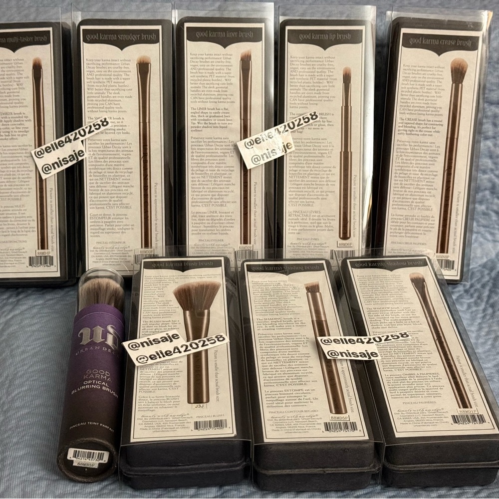 Urban Decay Good Karma Brush Collection 12 Disc HTF RARE BNNU PRICE is FIRM